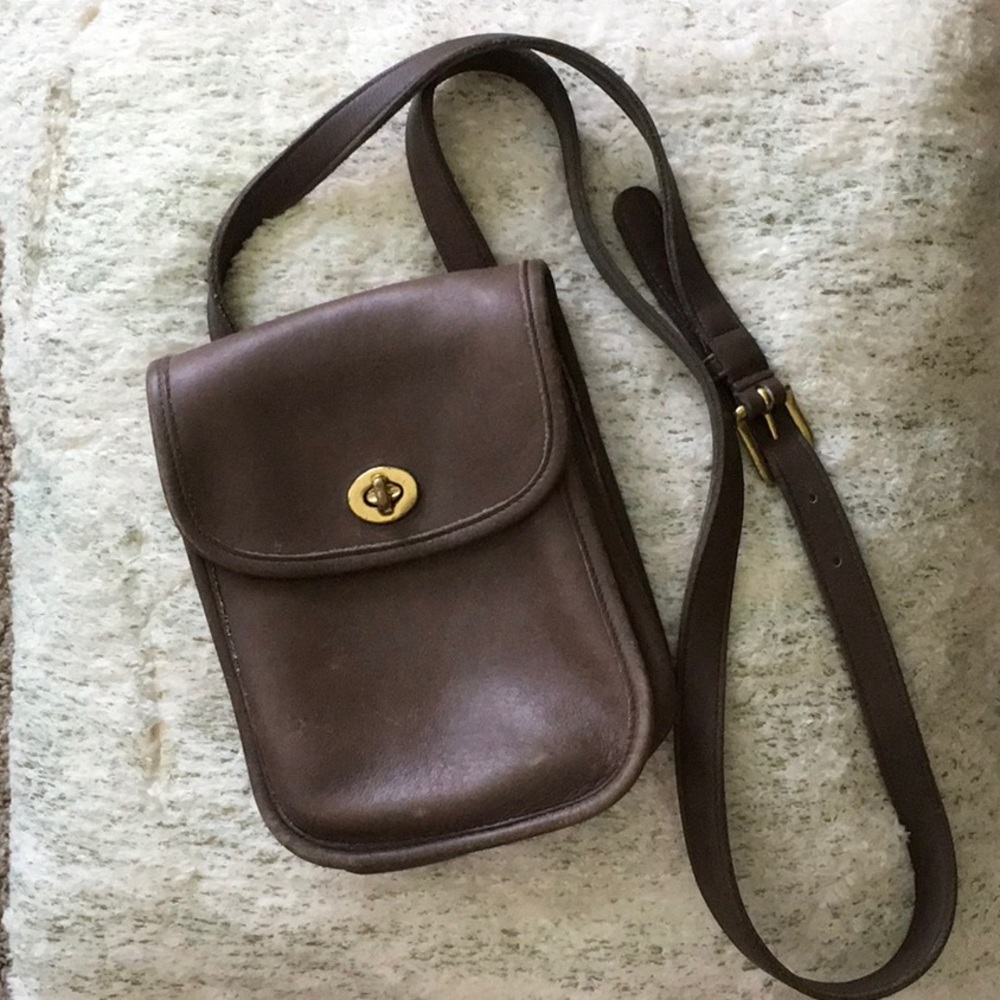 EUC taupe Coach Crossbody